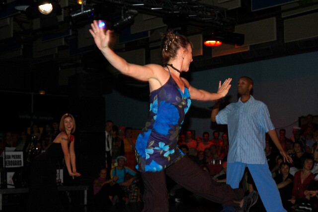 min 2005 11 12 fous swing 269
